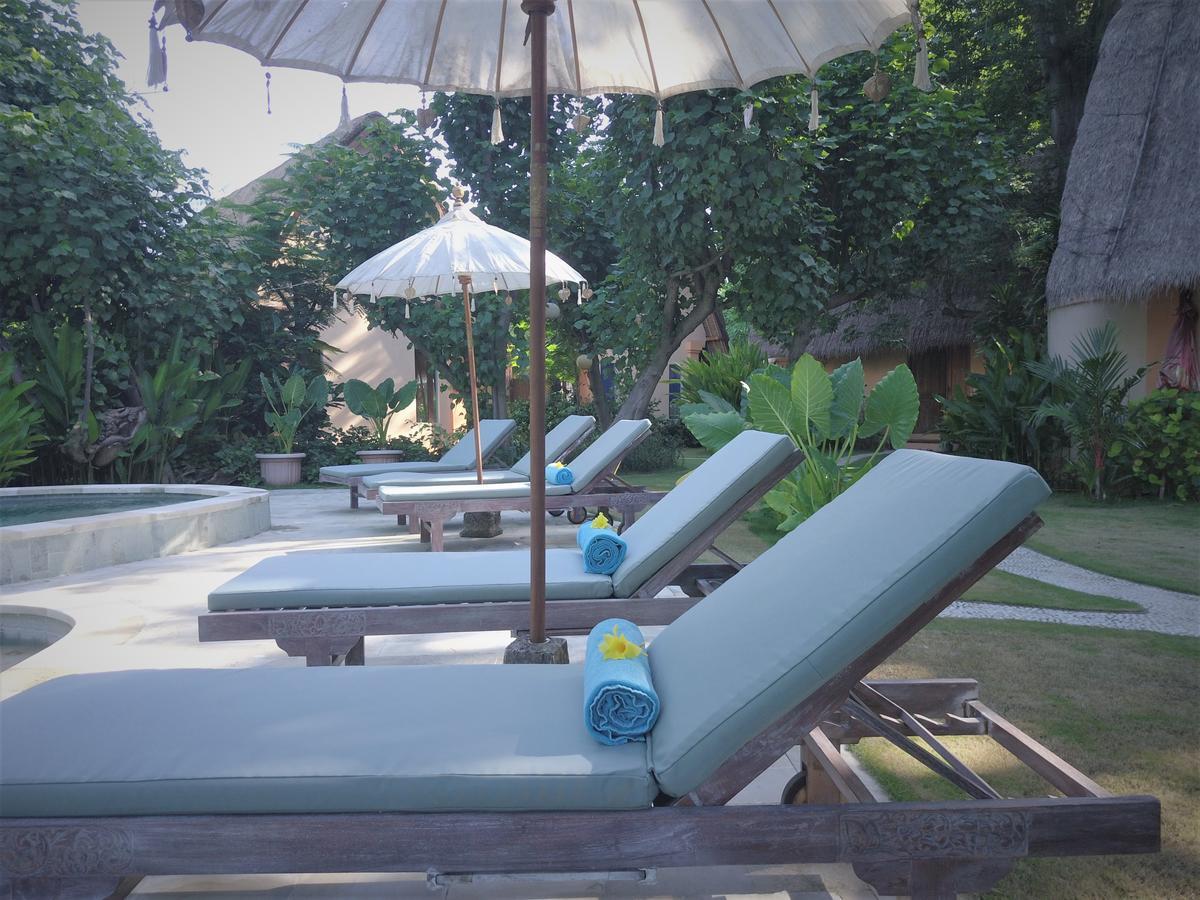 Kuda Laut Bungalows & Diving เปมูเตรัน ภายนอก รูปภาพ